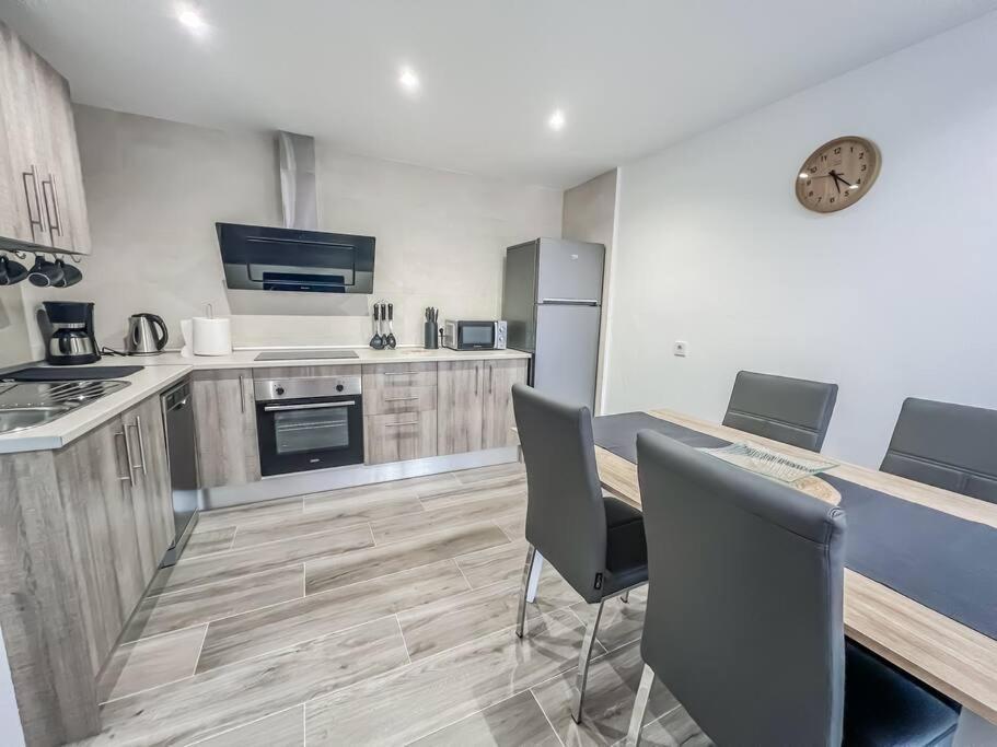 Modern 2 Bed Apartment With Pool In Frigiliana Esterno foto