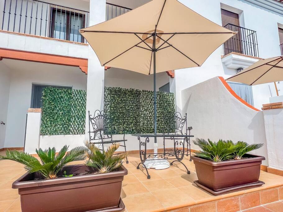 Modern 2 Bed Apartment With Pool In Frigiliana Esterno foto