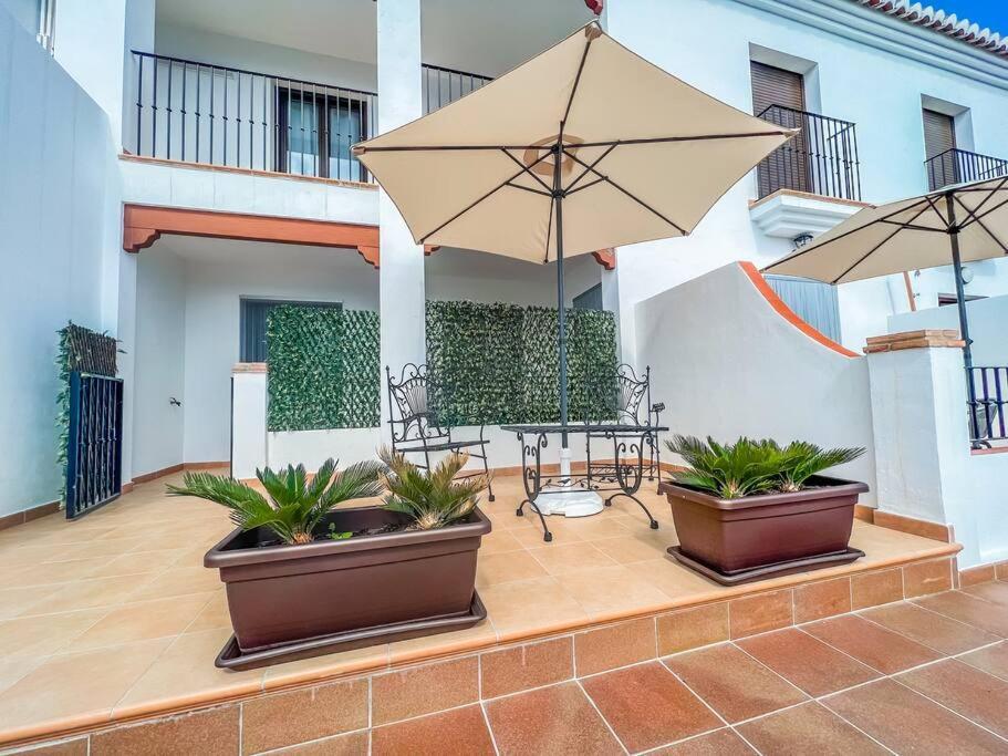 Modern 2 Bed Apartment With Pool In Frigiliana Esterno foto